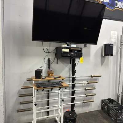 65-lg-tv-rockford-sound-system-and-barbells-05ef66