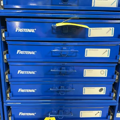 4-drawer-fastenal-hardware-cabinet-with-contents-mrcvvyca