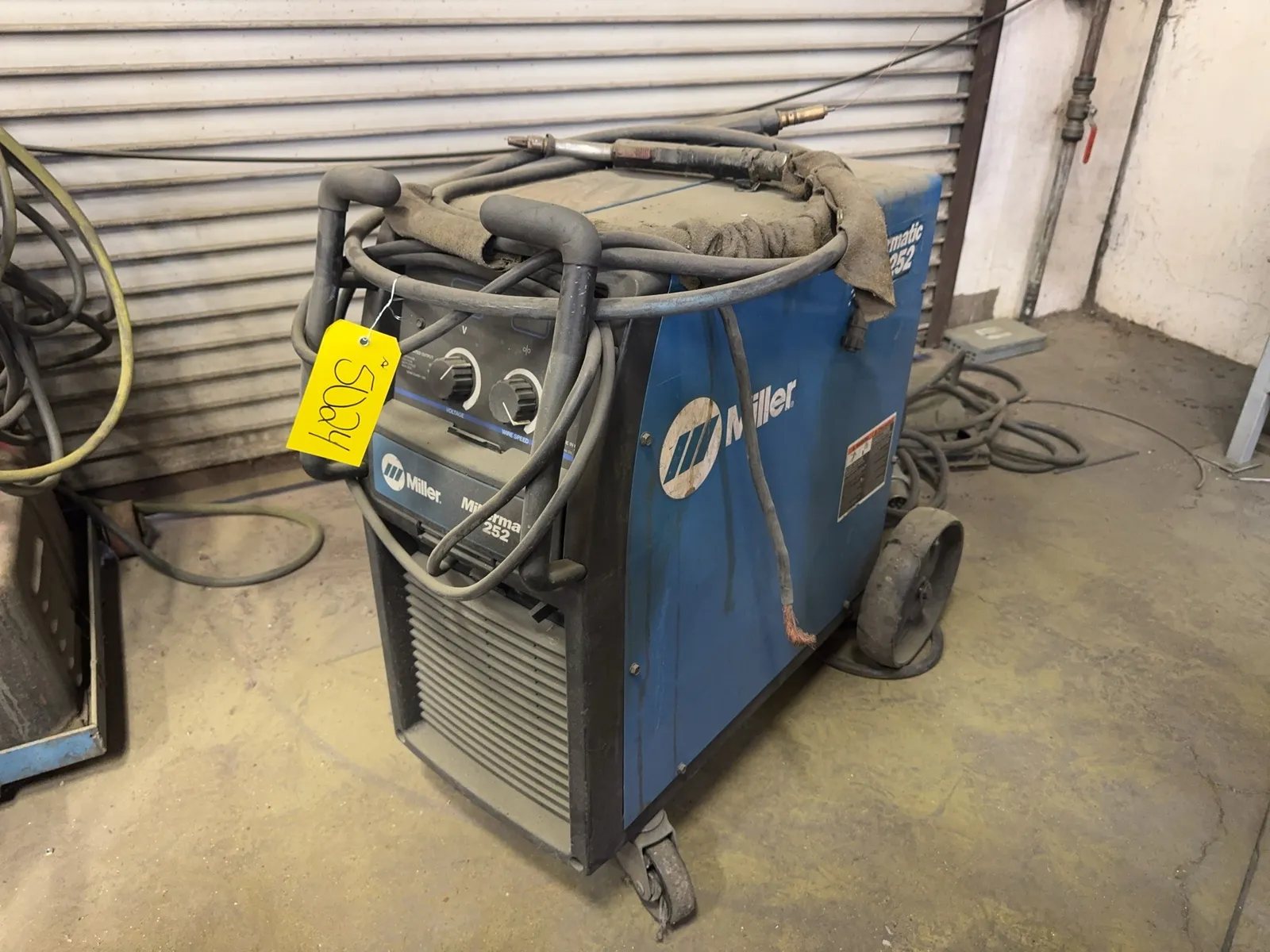 Miller Millermatic 252 Mig Welder Dbfbdb