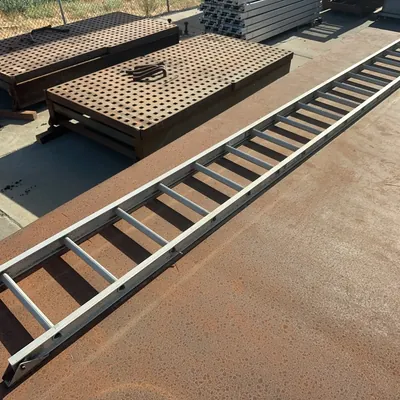 18-aluminum-ladder-mrz59hct