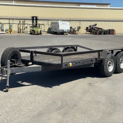 flat-bed-trailer-ms9d0l7n