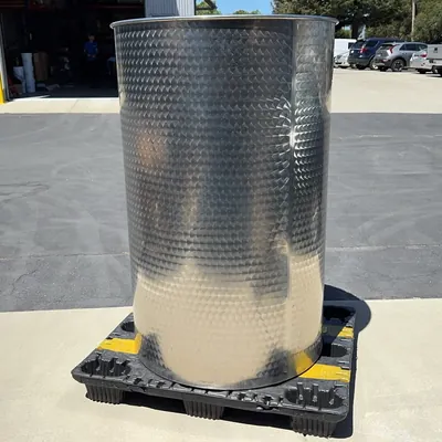 vintners-vault-1000l-stainless-steel-tank-ms98zln8