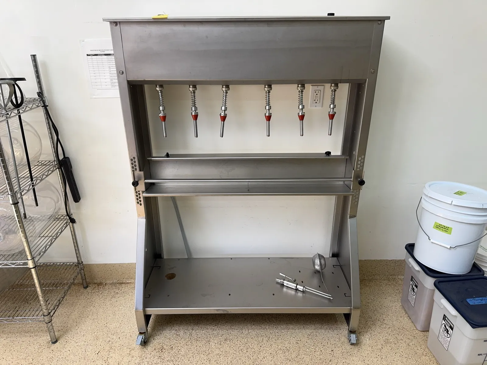 Mori 6 Nozzle Filler Station