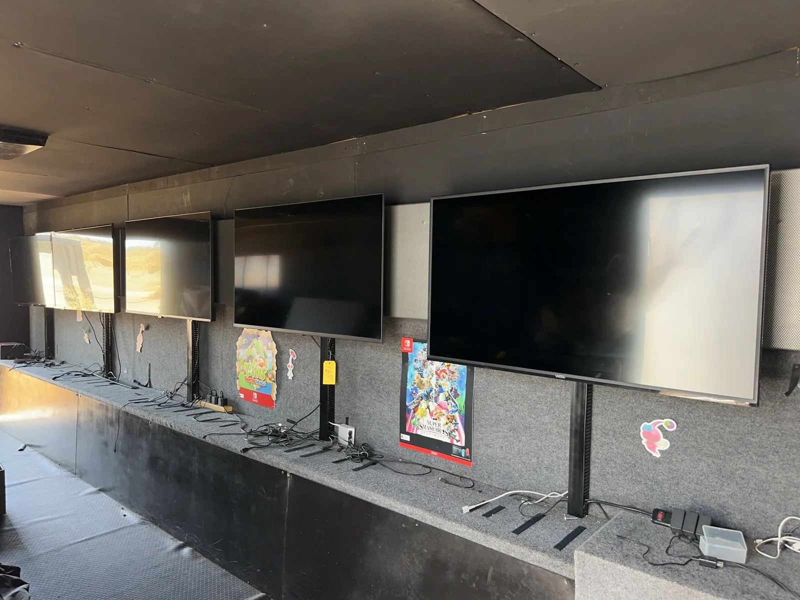 5 Assorted 50 Flat Screen Tvs