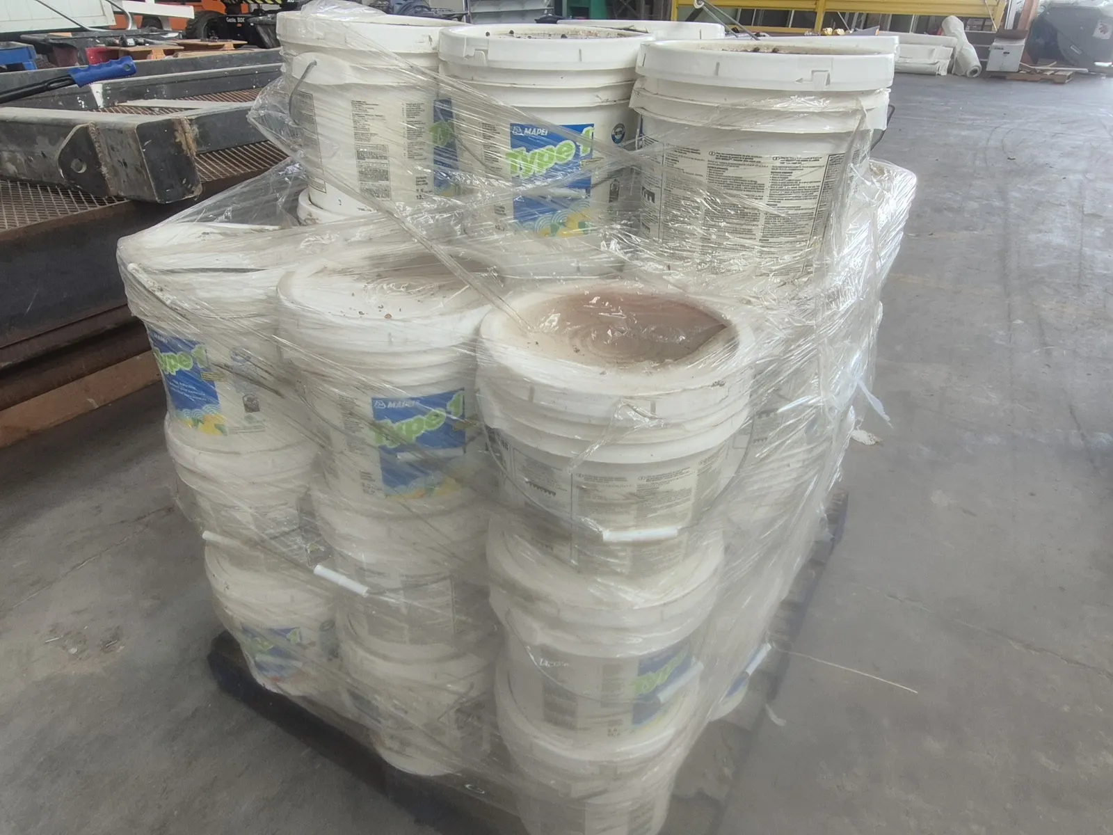 41 Buckets OF Type 1 Tile Adhesive