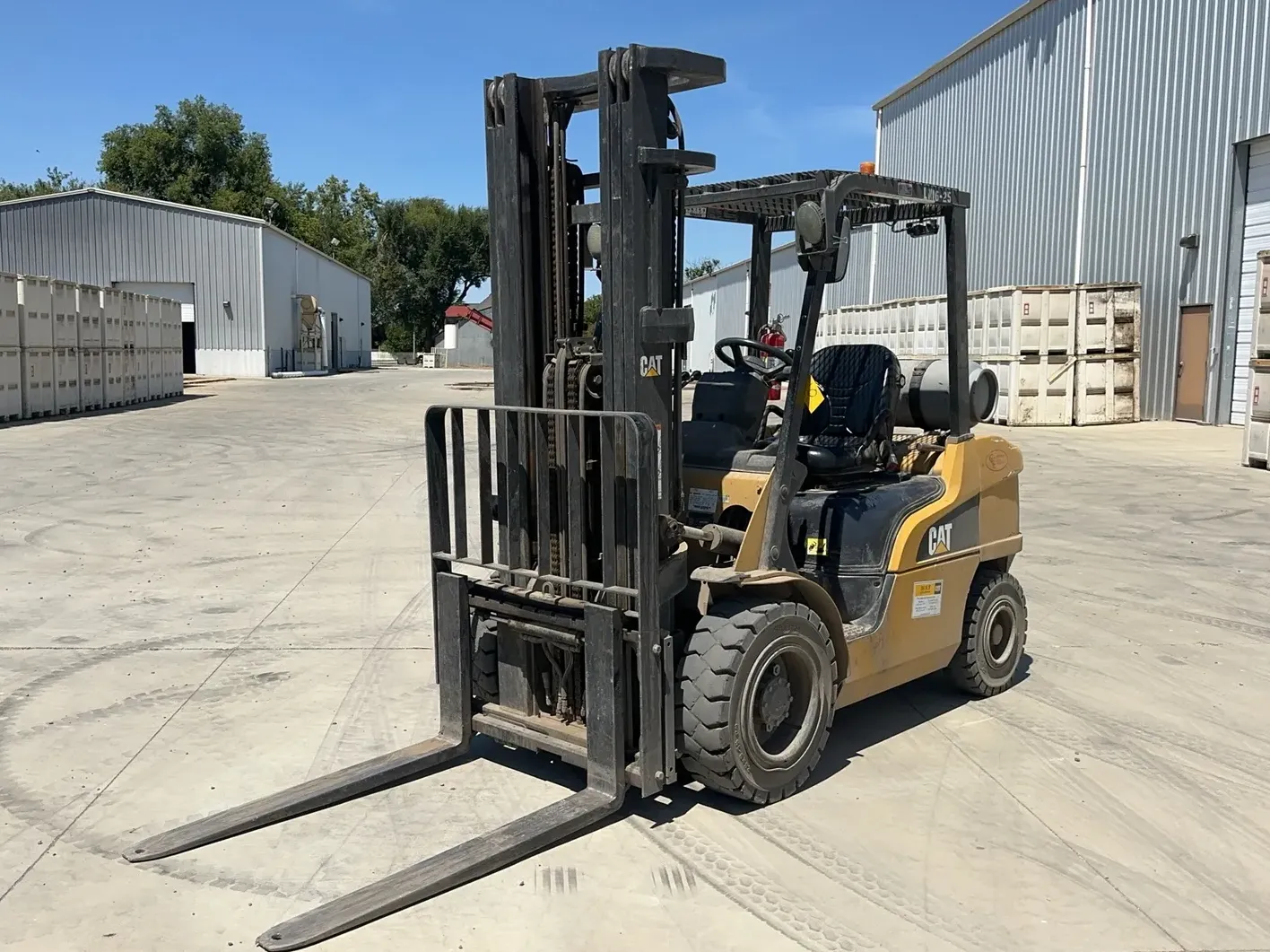 2015 Cat Gp30n 6000lb Capacity Propane Forklift