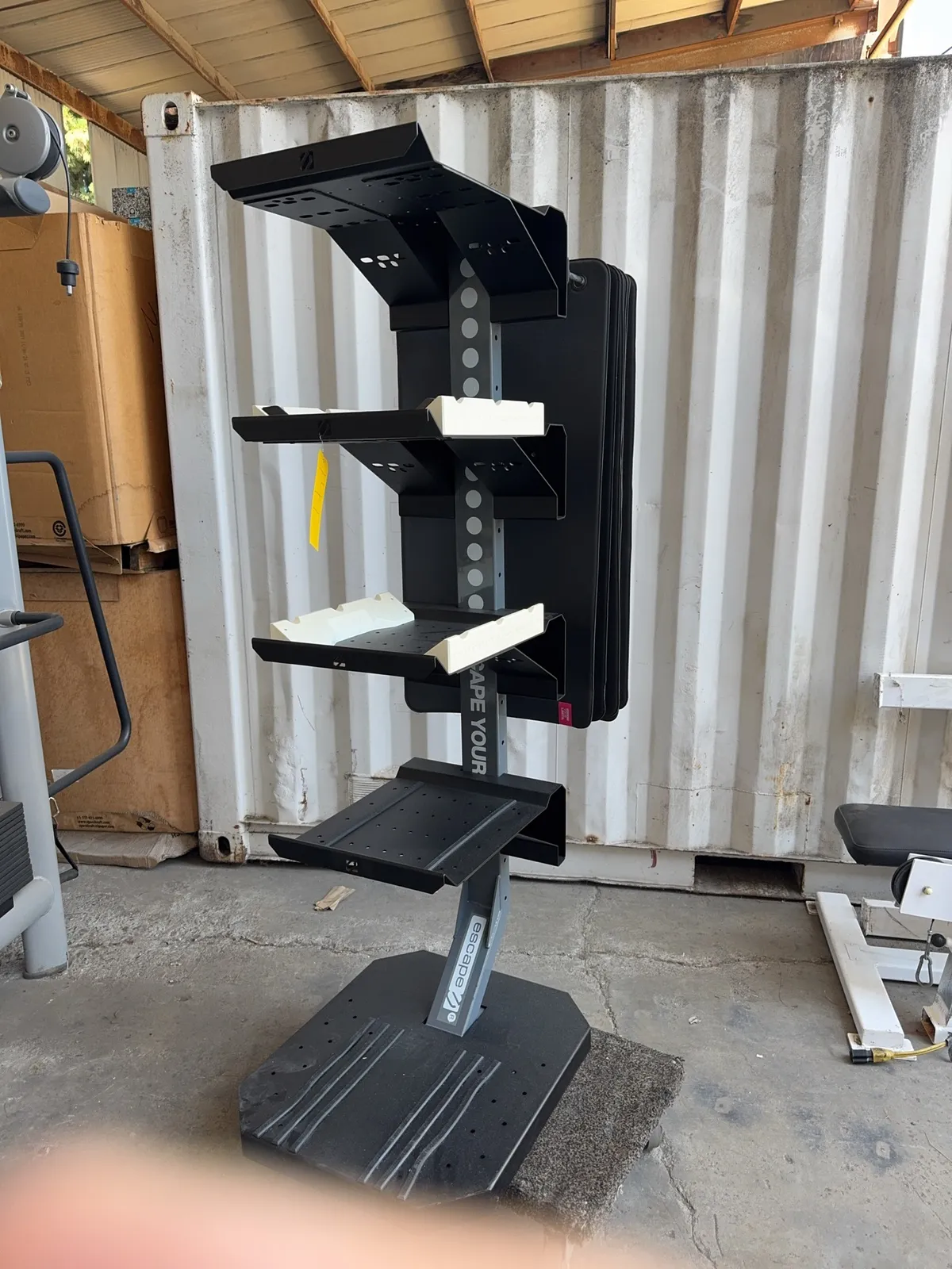 Escape Core Mat And Weight Shelf